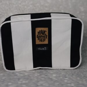 praktische und schicke Kosmetiktasche in rechteckigem Format