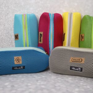 Etui, Kosmetiktäschchen aus weichem Mesh-Stoff in poppigen Farben