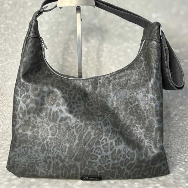 grau-schwarze Kunstleder-Tasche mit Leo-Muster